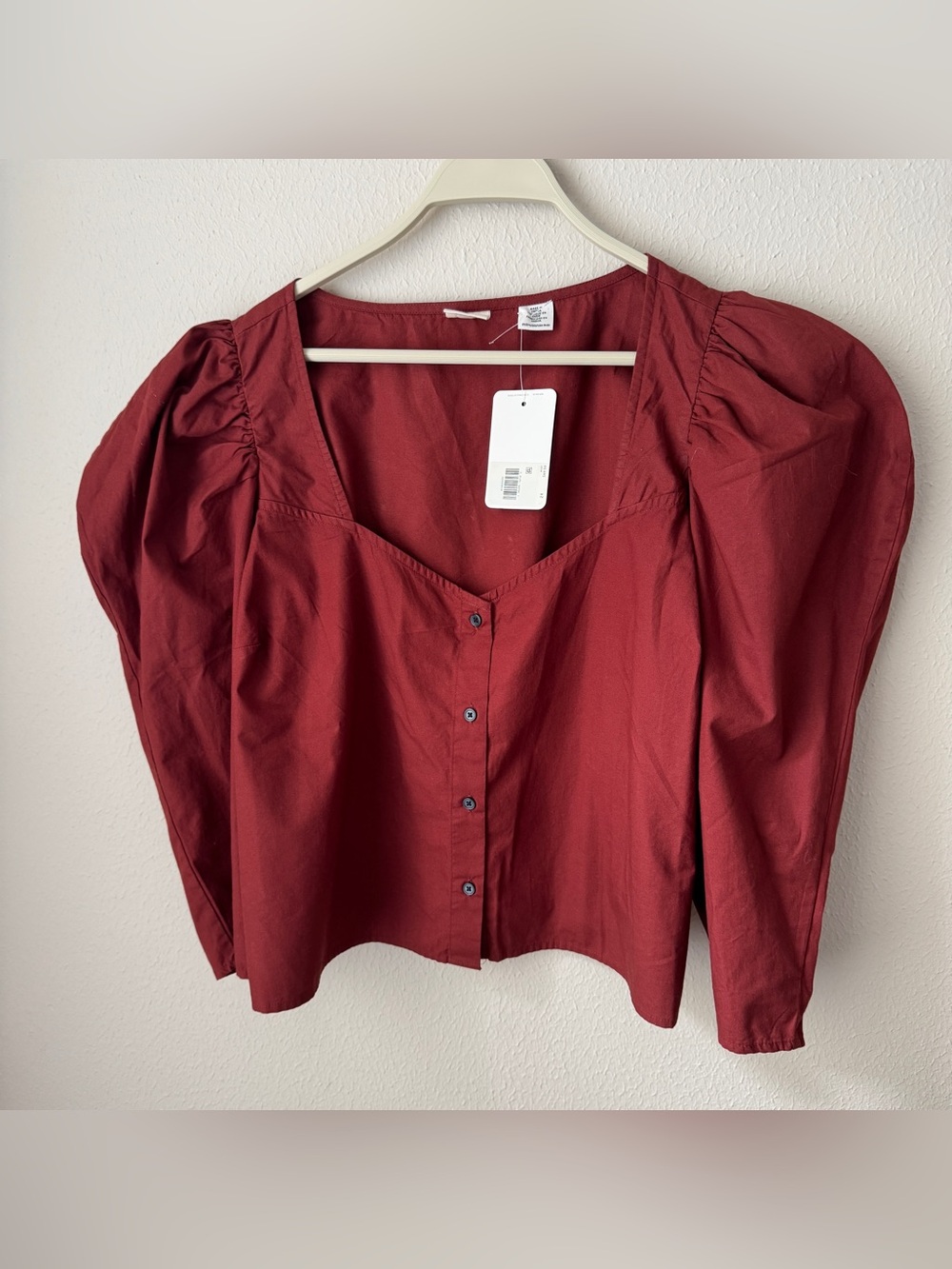 Levi's Burgundy Button-Front Puff Sleeve Blouse
